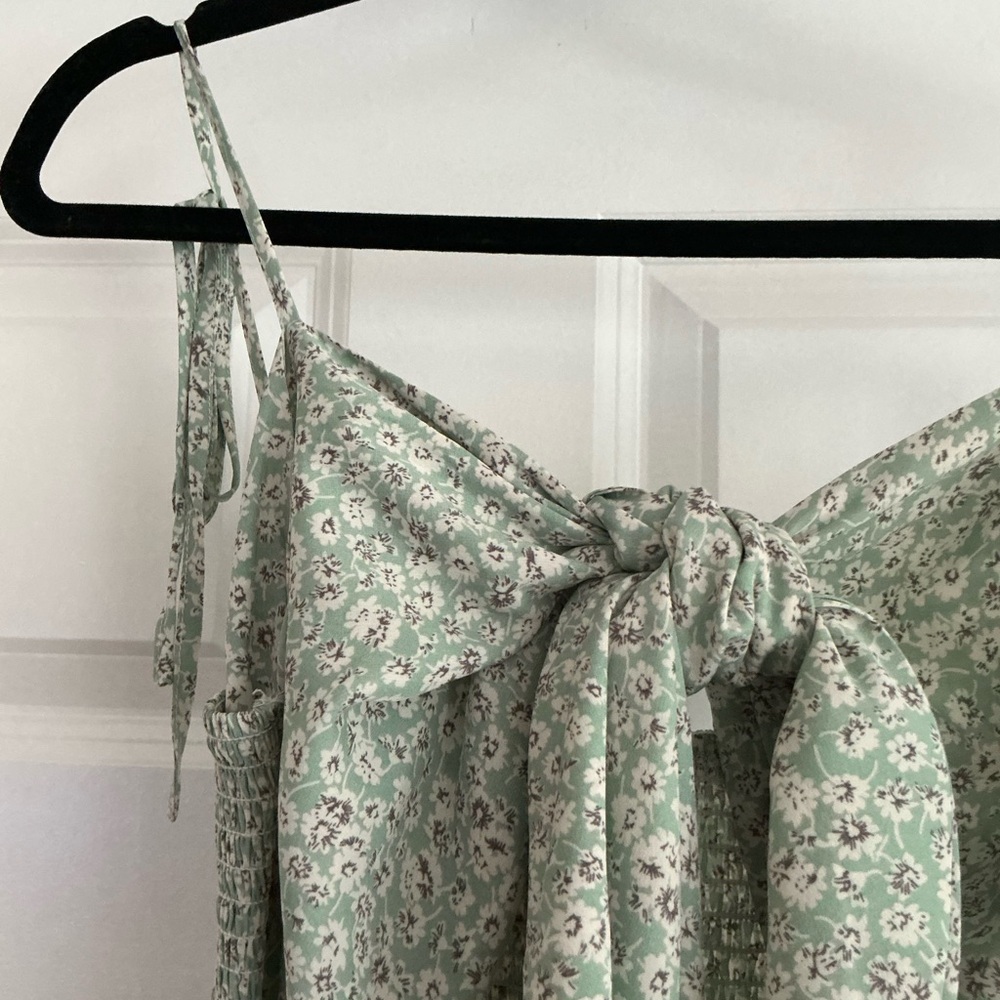 ✨ Mabel Garden Midi Dress – Green & White Floral – Size Large ✨ - Picture 5 of 10